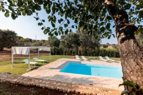 Trullo delle Stelle con piscina privata in affitto in Puglia
