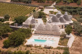 Exclusive Masseria Ferrari for rent in Martina Franca