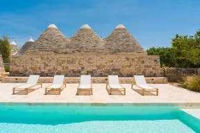 Exclusive Masseria Ferrari for rent in Martina Franca