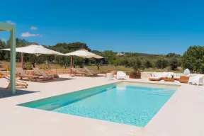 Trullo di Lusso con Piscina in Valle d'Itria