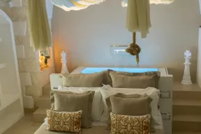 Eurydice Suite con Piscina a sfioro a Ostuni