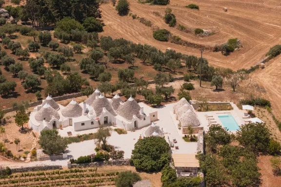Exclusive Masseria Ferrari for rent in Martina Franca